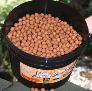 S B S - acelobwormcarpboilie5kg.jpg